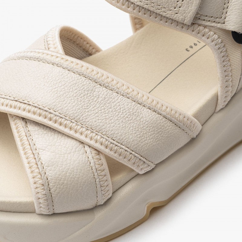 ECCO Chunky Flat