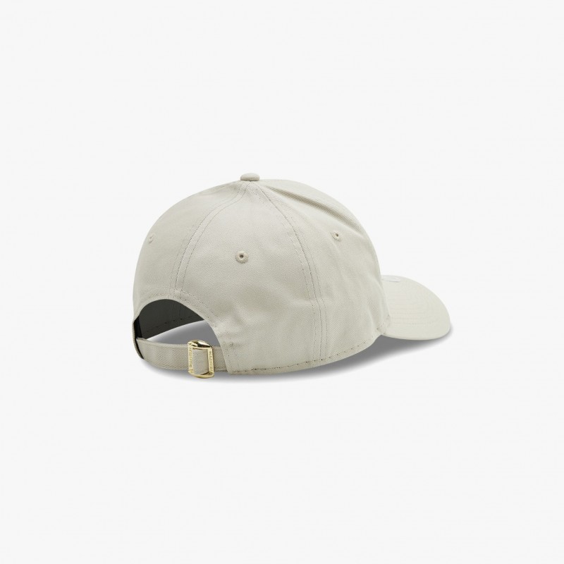 New Era New York Yankees Metallic Logo 9 Forty W New Era New York Yankees Metallic Logo 9 Forty W
