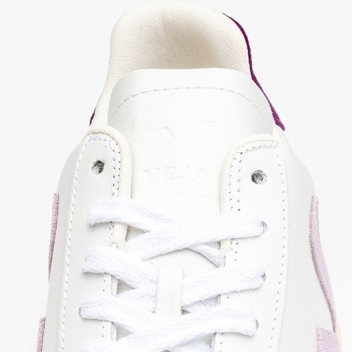 Veja V-12 Leather Veja V-12 Leather