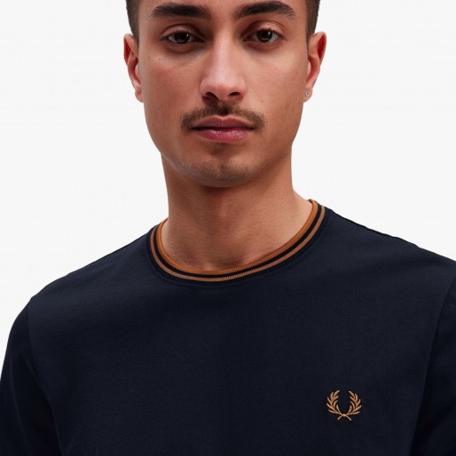 Fred Perry With Double Discontinuous Stitch Border