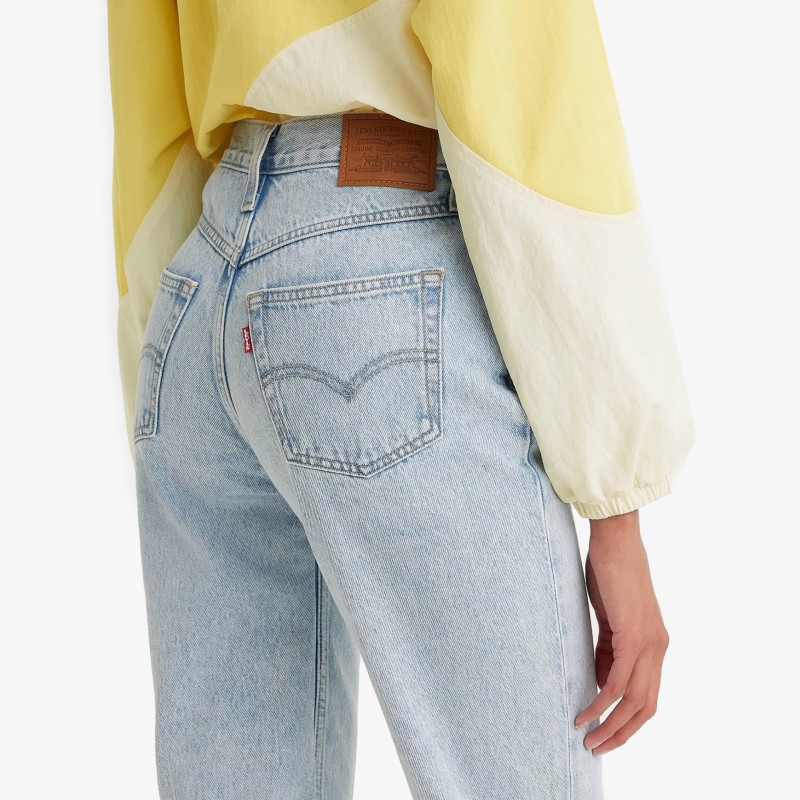 Levis 80s Mom W