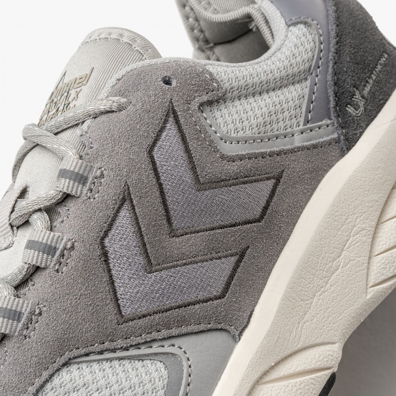 Hummel Reach Lx