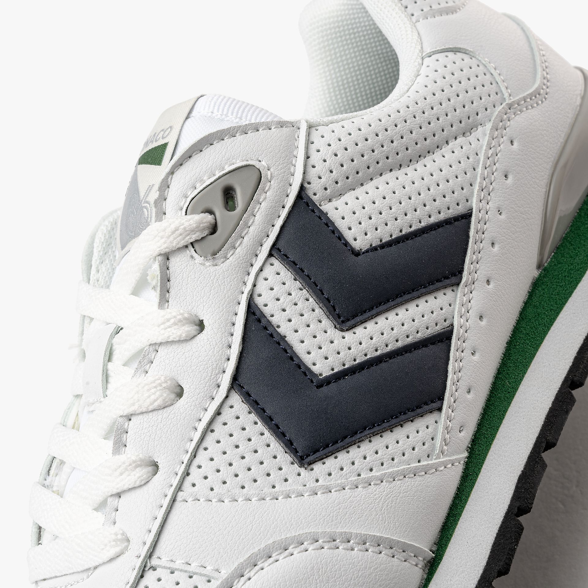 Hummel MONACO 86 PERFORATED