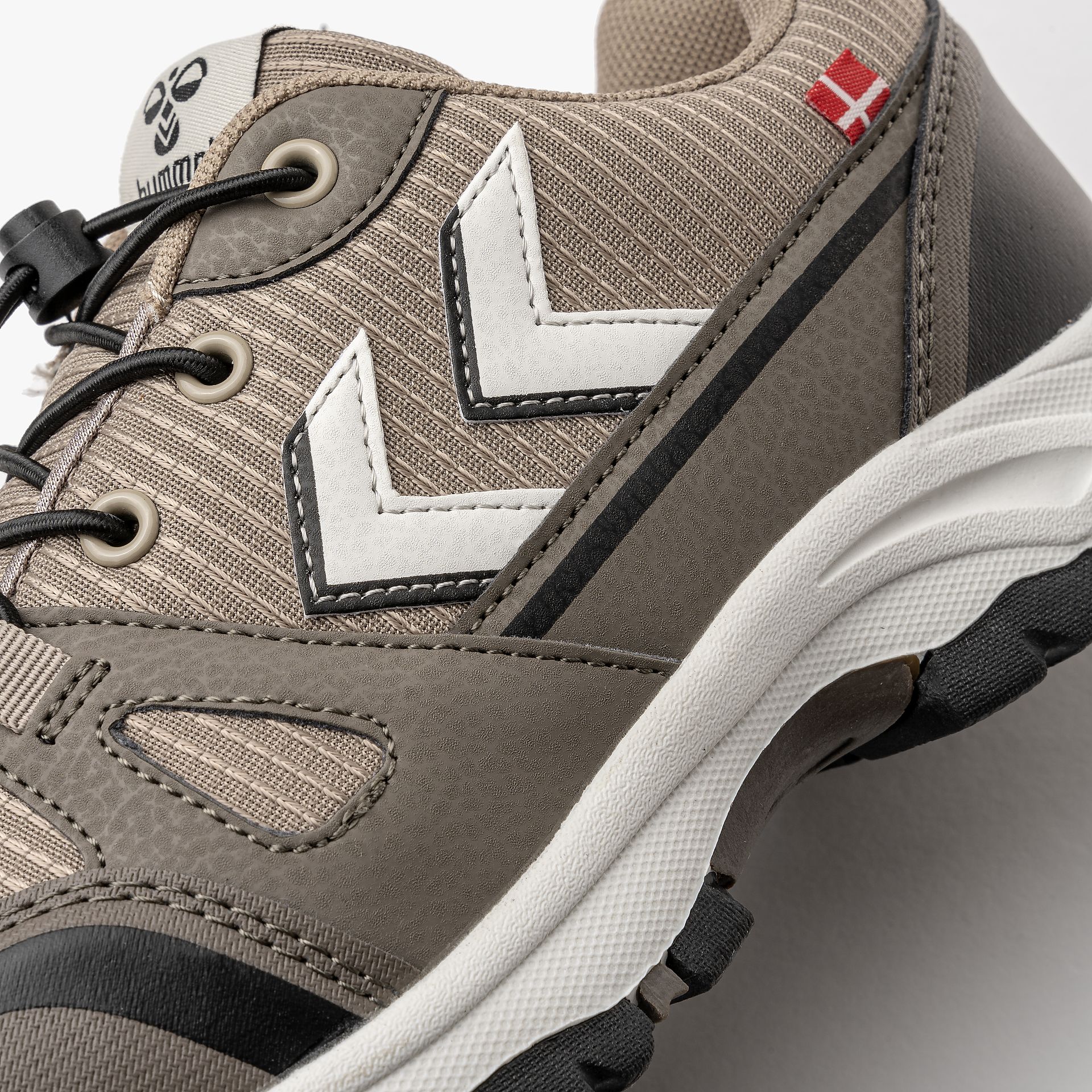 Hummel Venture Trek Low Jr