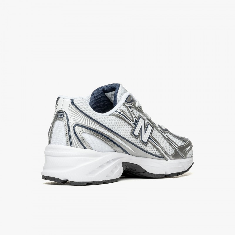 New Balance U740 New Balance U740