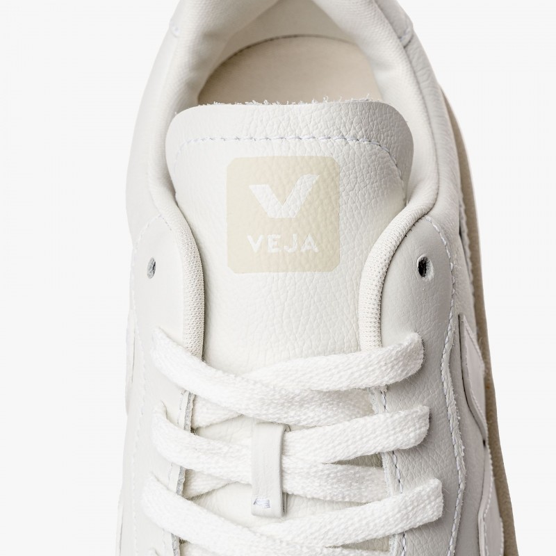 Veja V-90 O.T. Leather Veja V-90 O.T. Leather