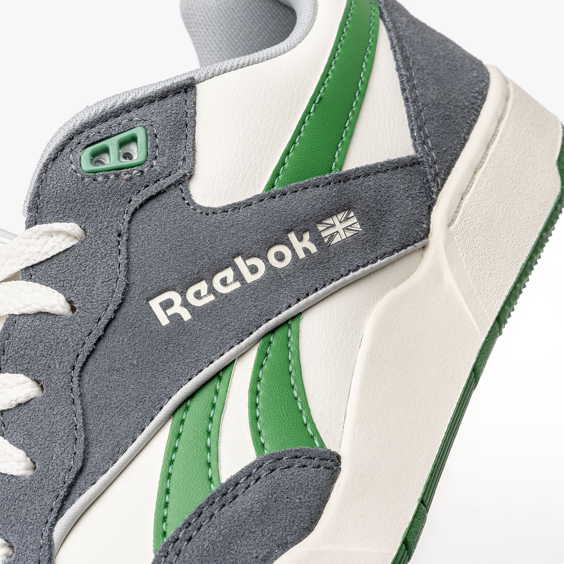 Reebok BB 4000 II