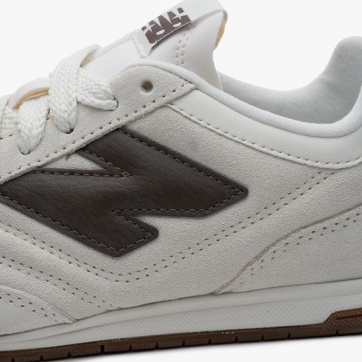 New Balance URC42