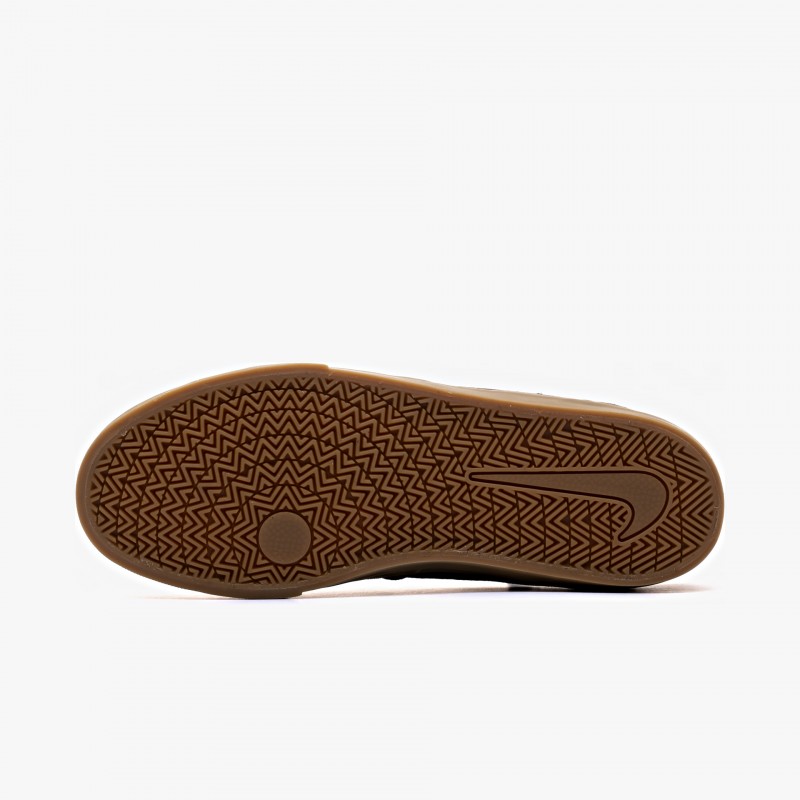 Nike Charge Suede
