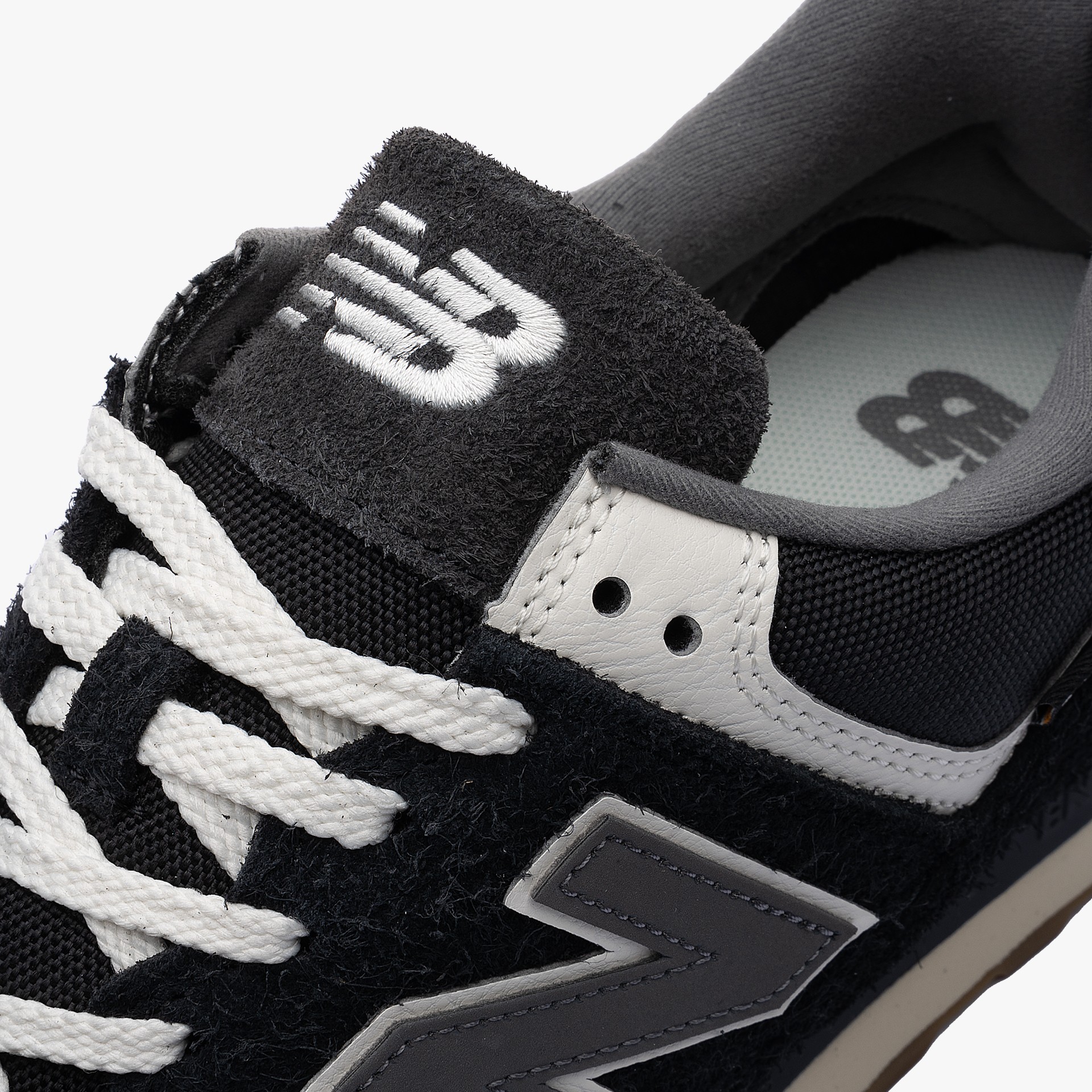 New Balance U574