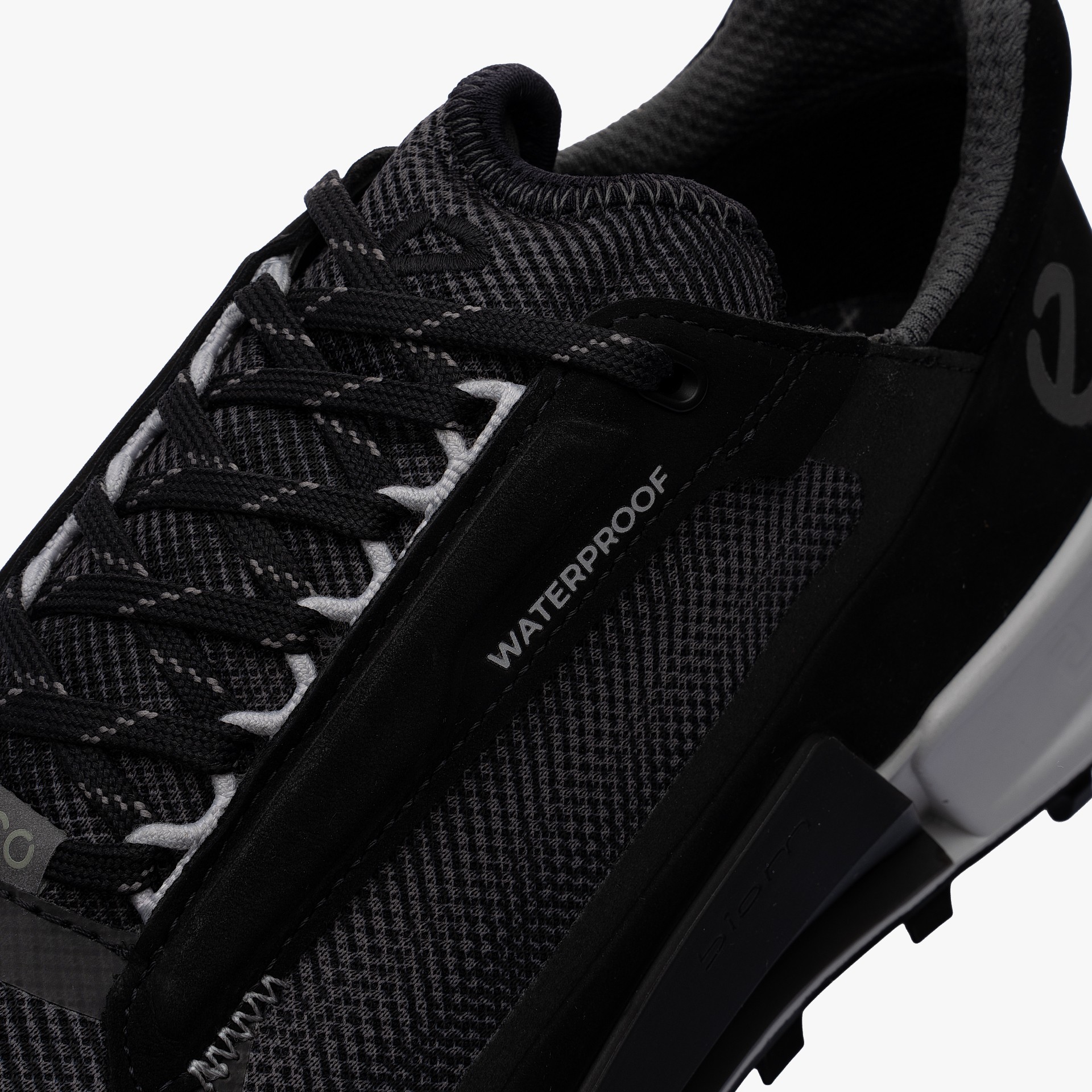 ECCO Biom 2.1 X MTN Low