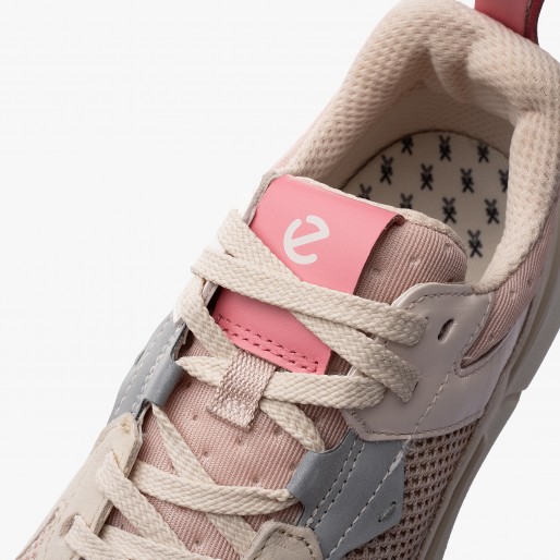 ECCO Biom 2.2 W