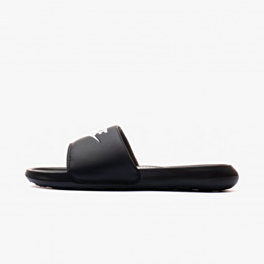 Nike Victori