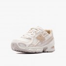 New Balance U740