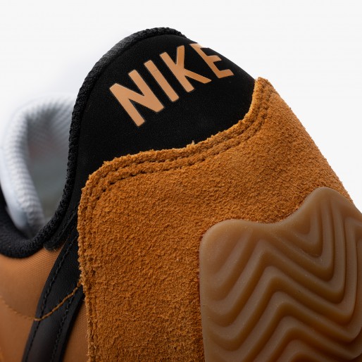 Nike Pacific W