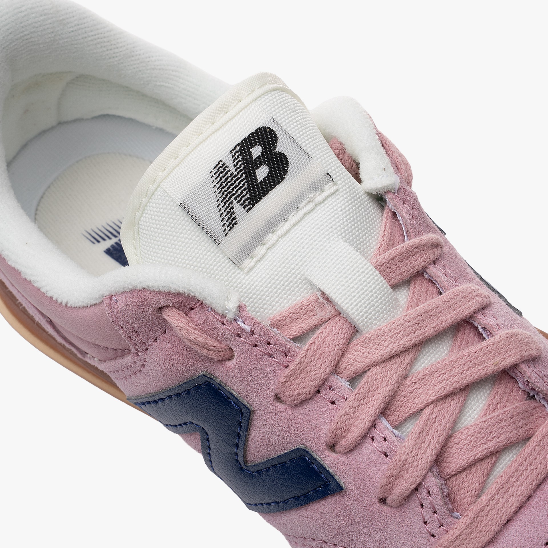 New Balance T500