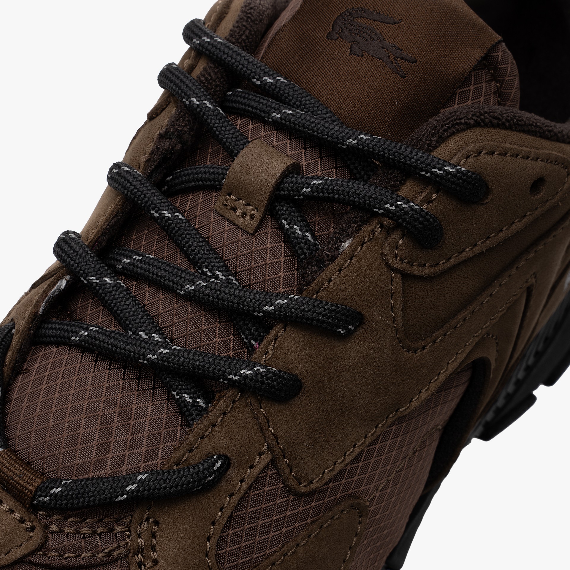 Lacoste L003 Neo 225