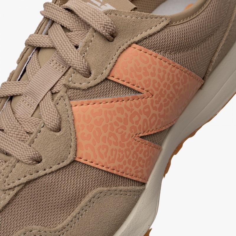 New Balance GS327 Jr New Balance GS327 Jr