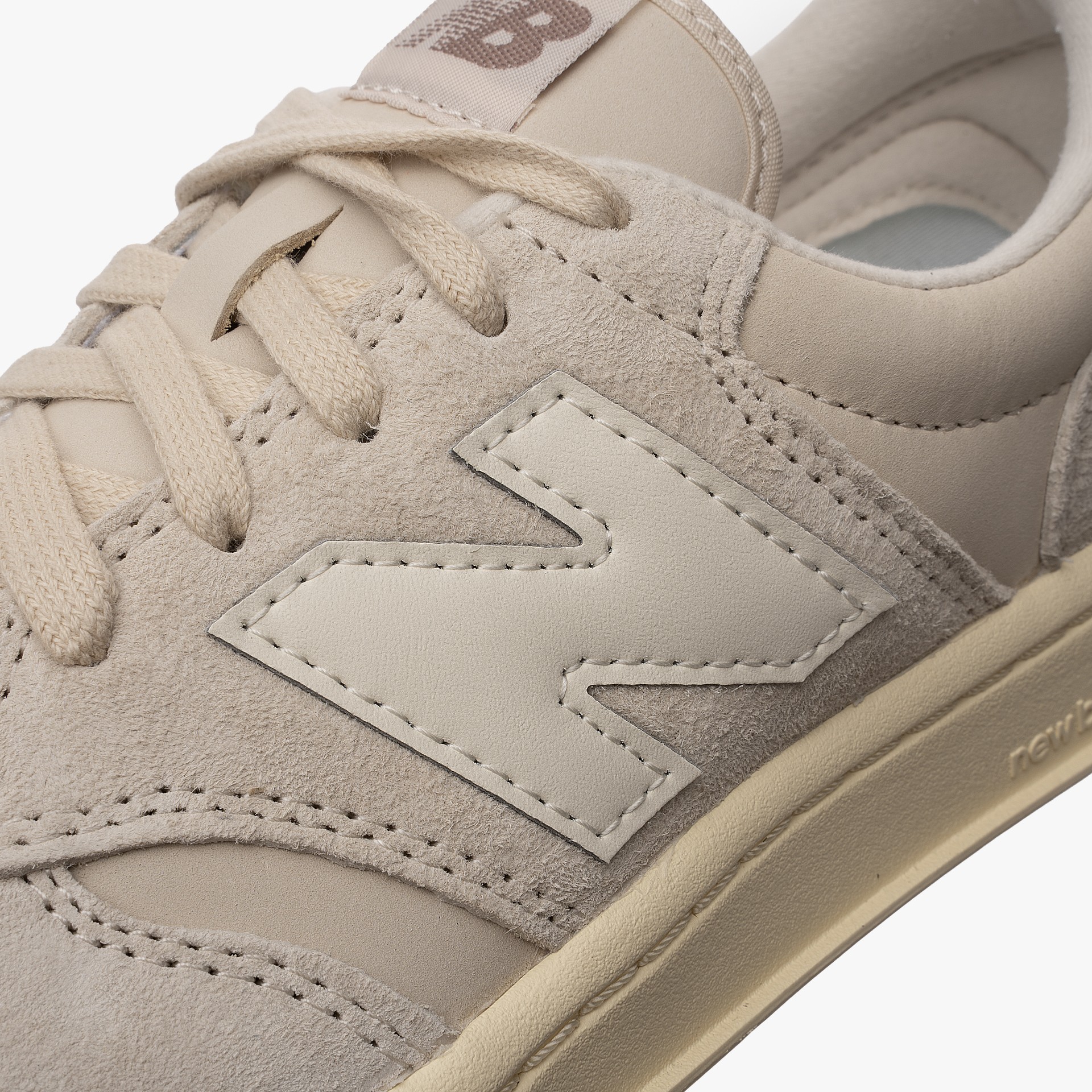 New Balance T500