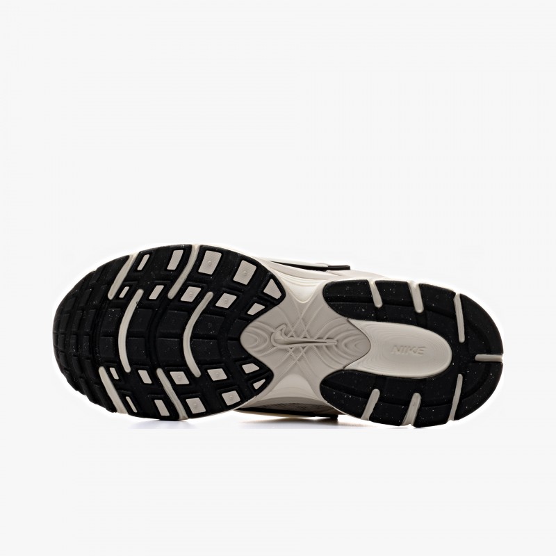 Nike V5 RNR Nike V5 RNR