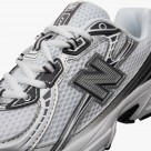 New Balance U740