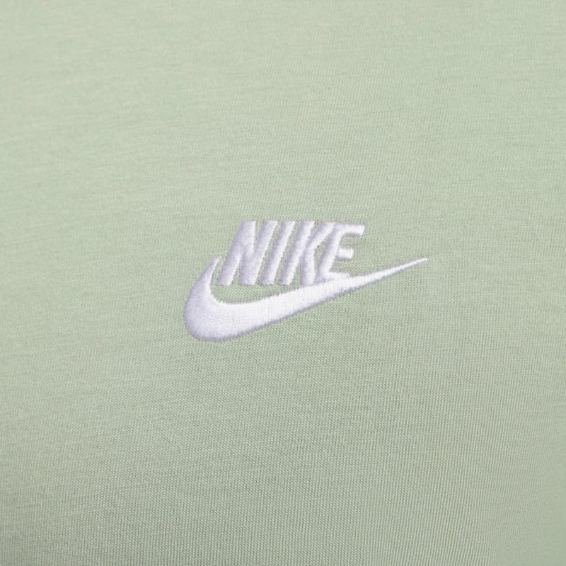 Nike Sportswear Club
