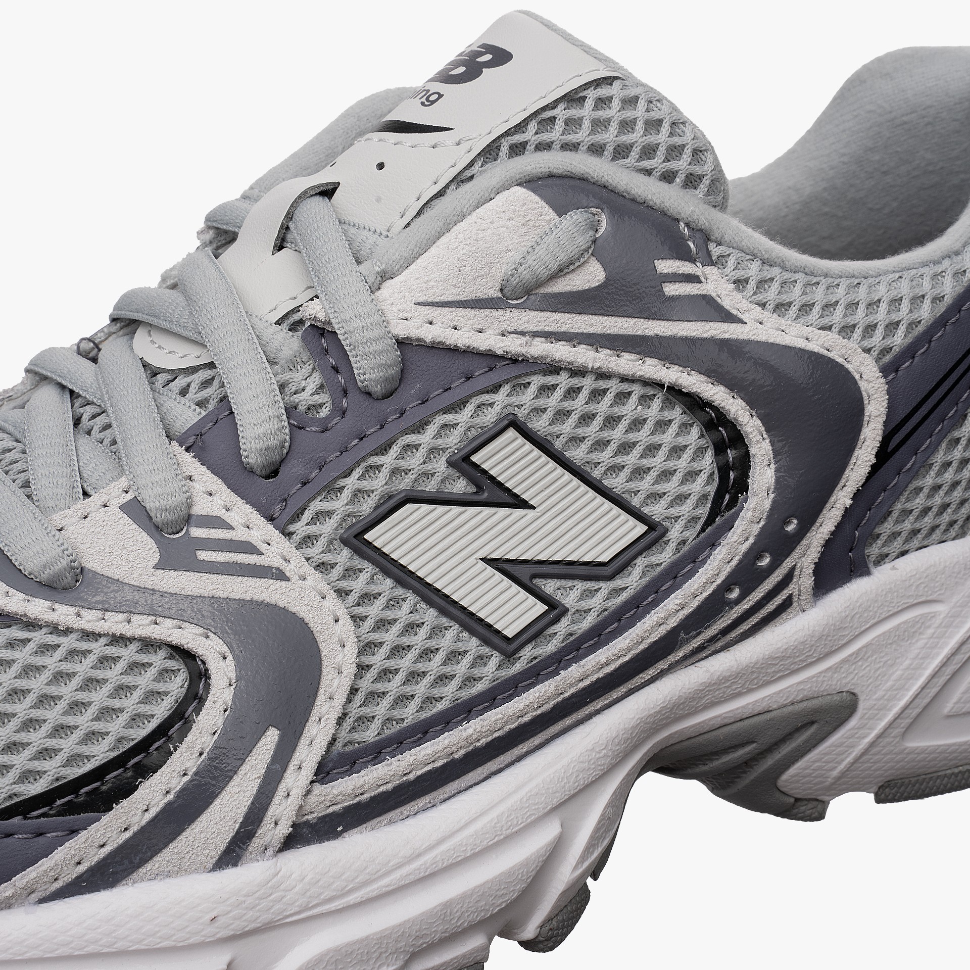 New Balance 530