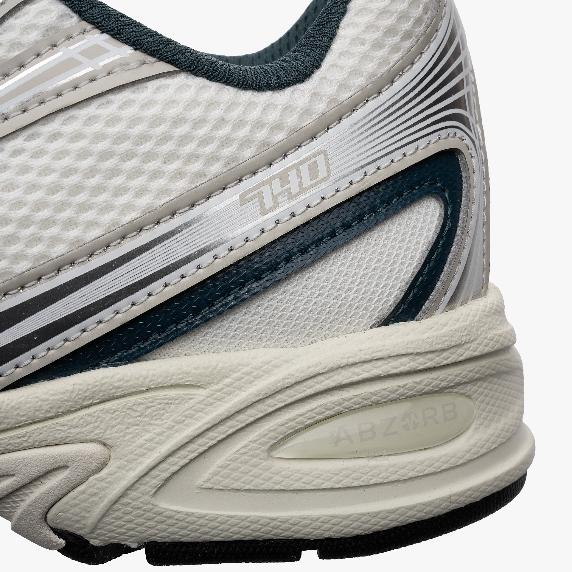 New Balance U740