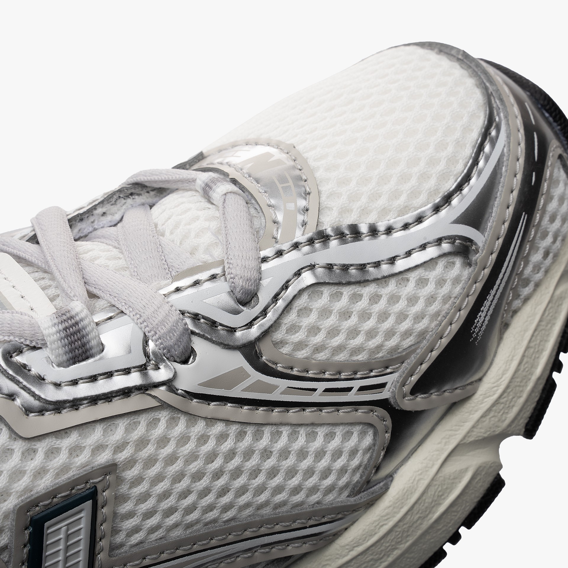 New Balance U740