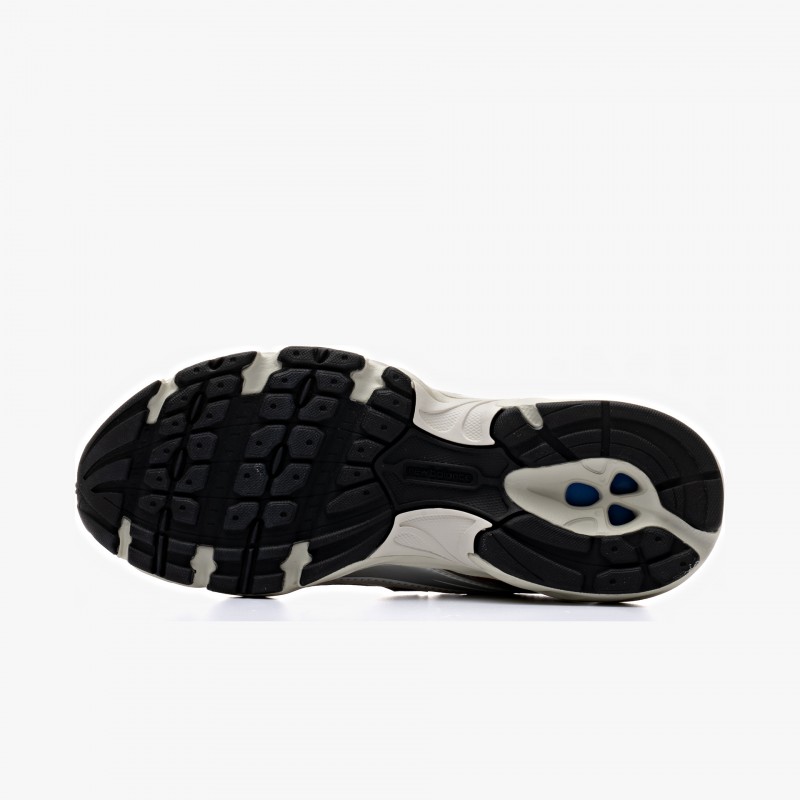 New Balance U740 New Balance U740