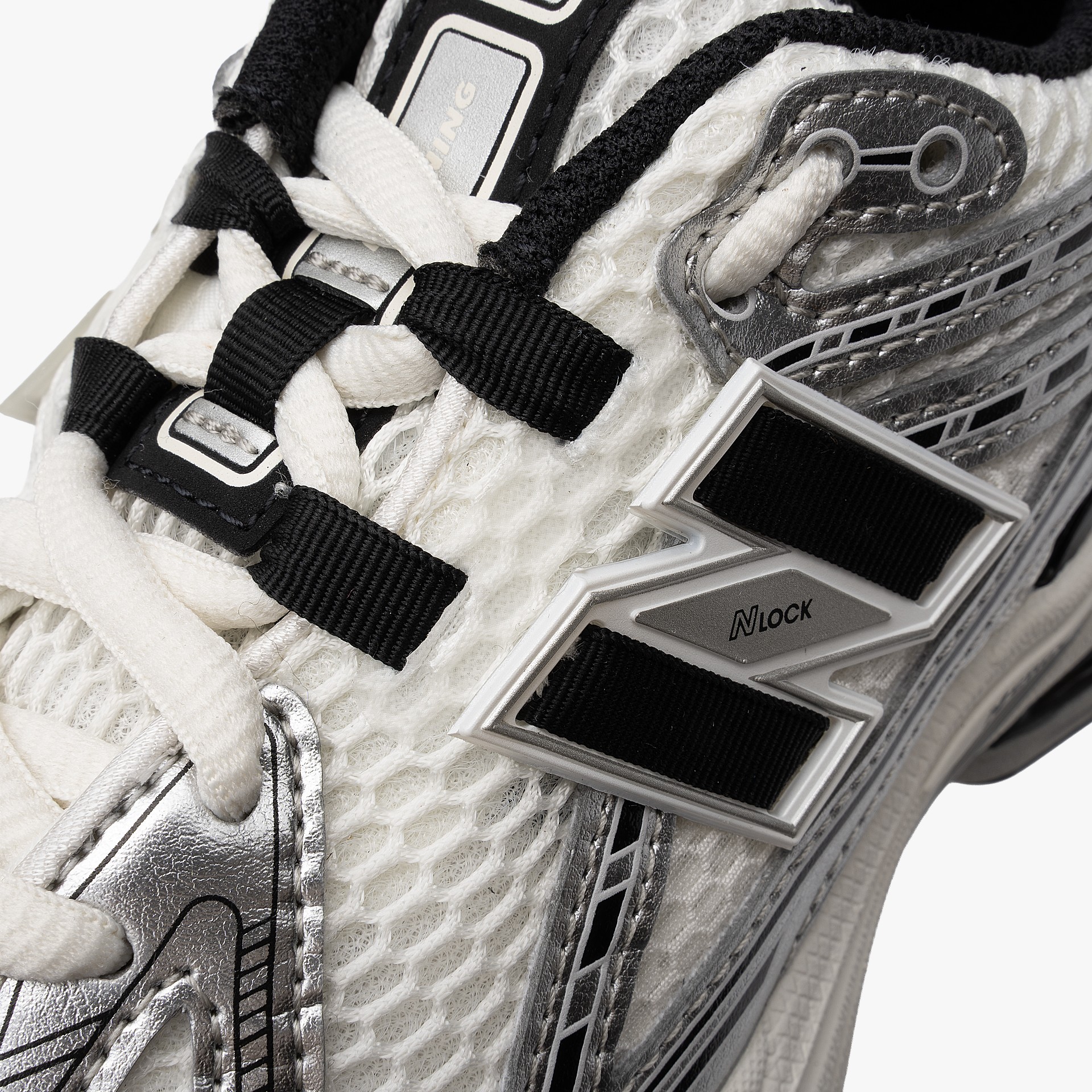 New Balance 1906 Lace