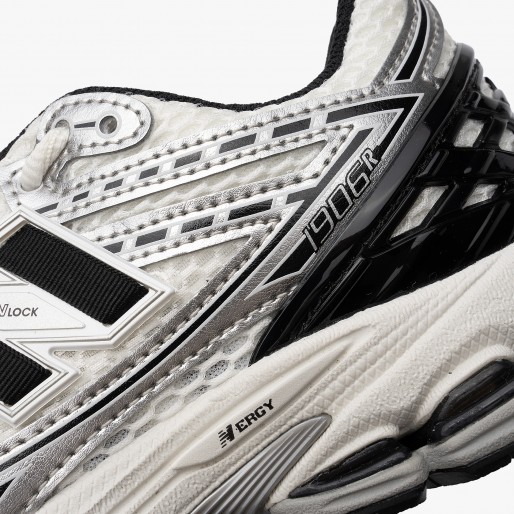 New Balance 1906 Lace