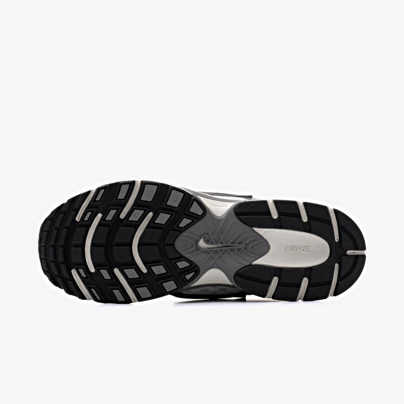 Nike V5 Rnr