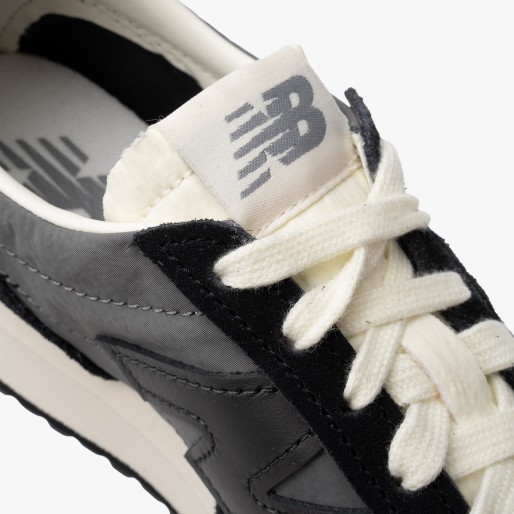 New Sapatilha U471V1