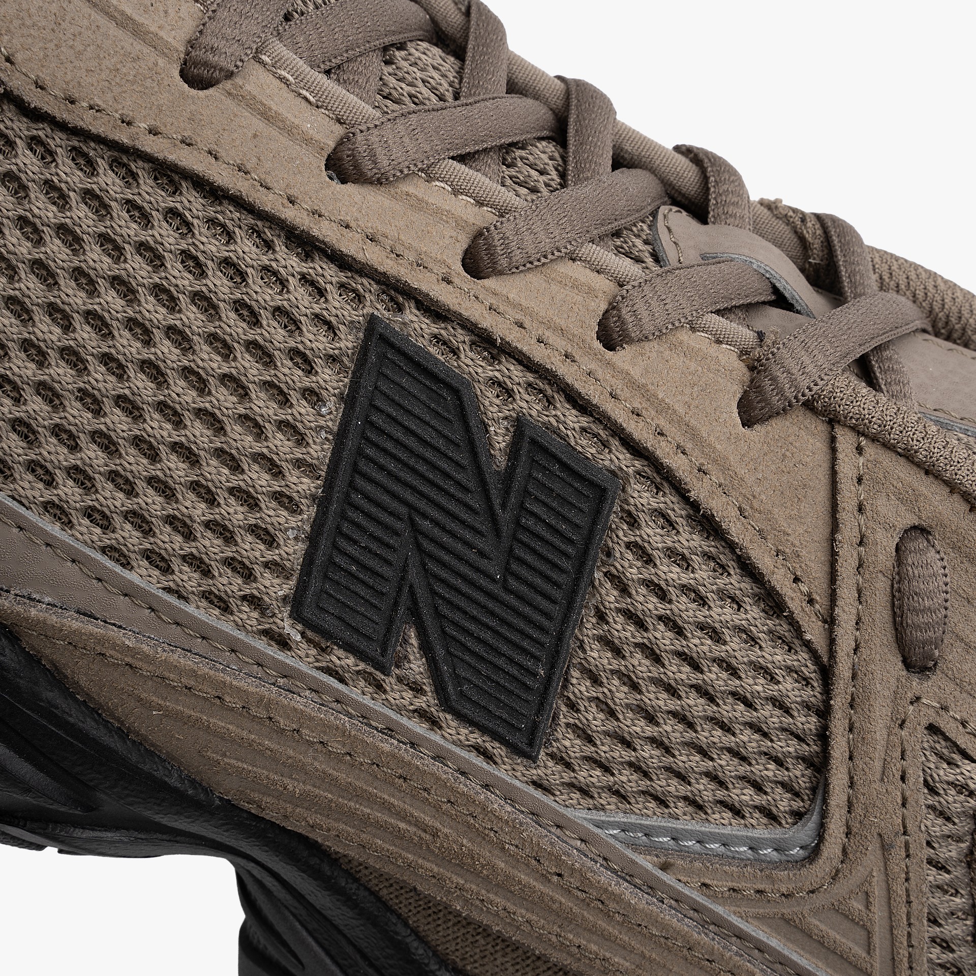 New Balance 509
