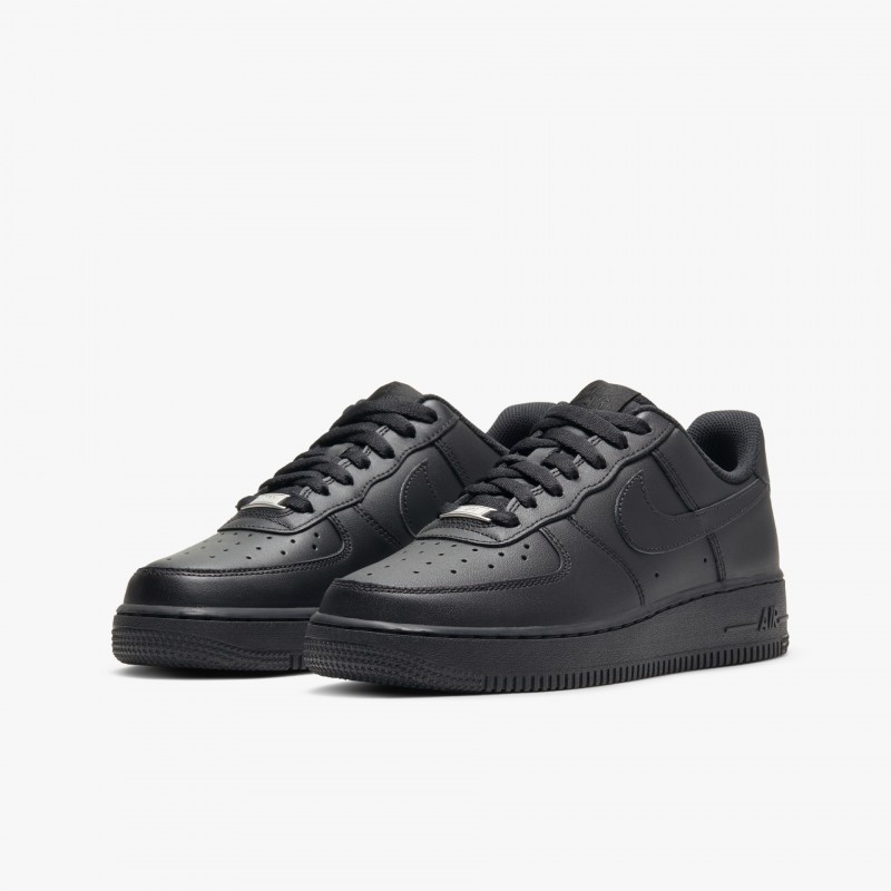 Nike Air Force 1 '07 "Triple Black"