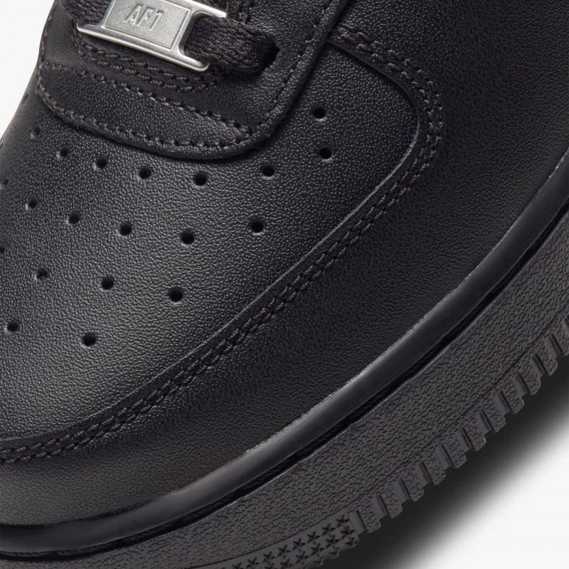 Nike Air Force 1 '07 "Triple Black"