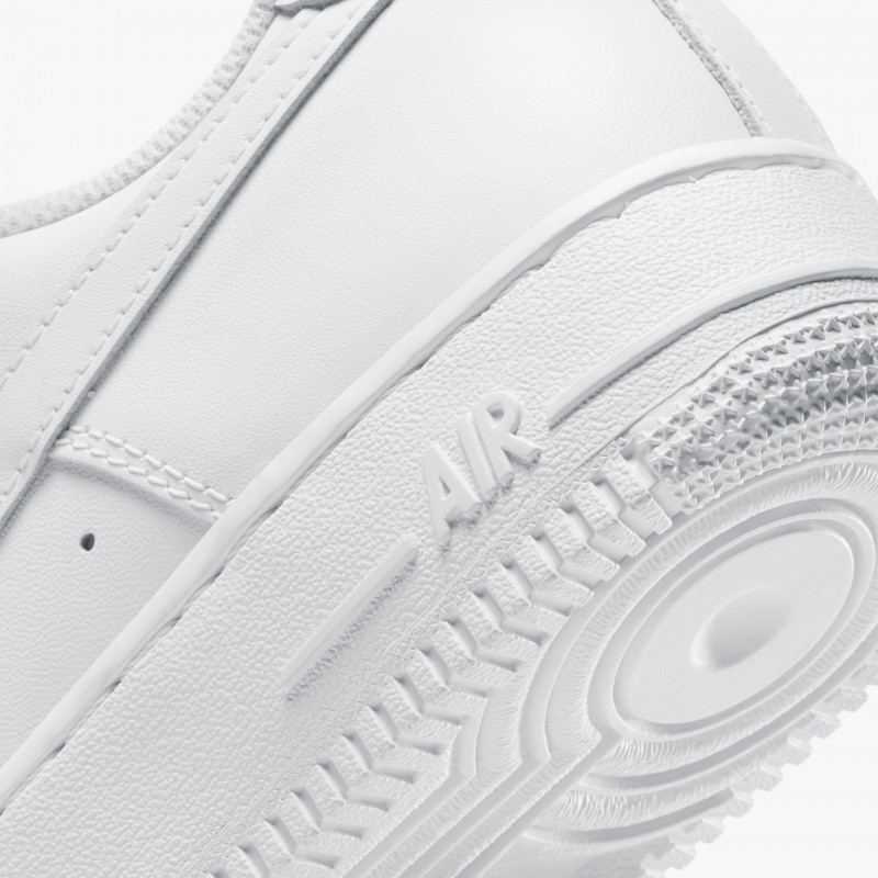 Nike Air Force 1 '07 � Triple White