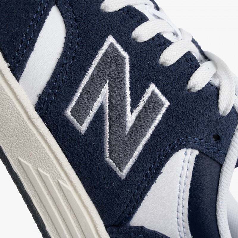 New Balance PB480 New Balance PB480
