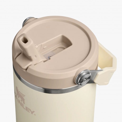 Stanley Iceflow Flip Straw Tumbler 0.89L Stanley Iceflow Flip Straw Tumbler 0.89L