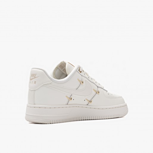 Nike Air Force 1 07 LX