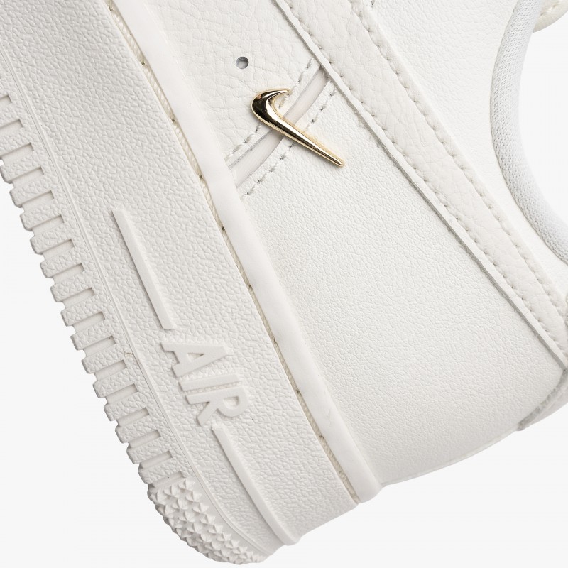 Nike Air Force 1 07 LX