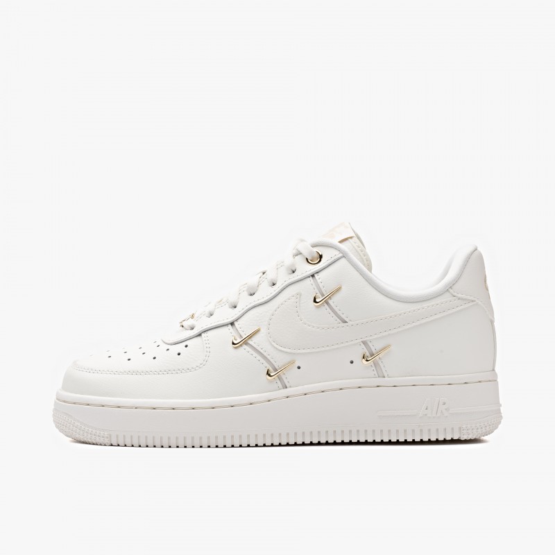 Nike Air Force 1 07 LX
