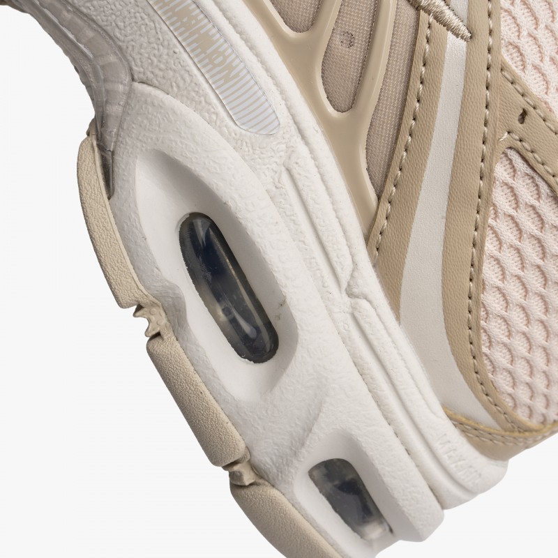 Nike Air Max Moto 2K Nike Air Max Moto 2K