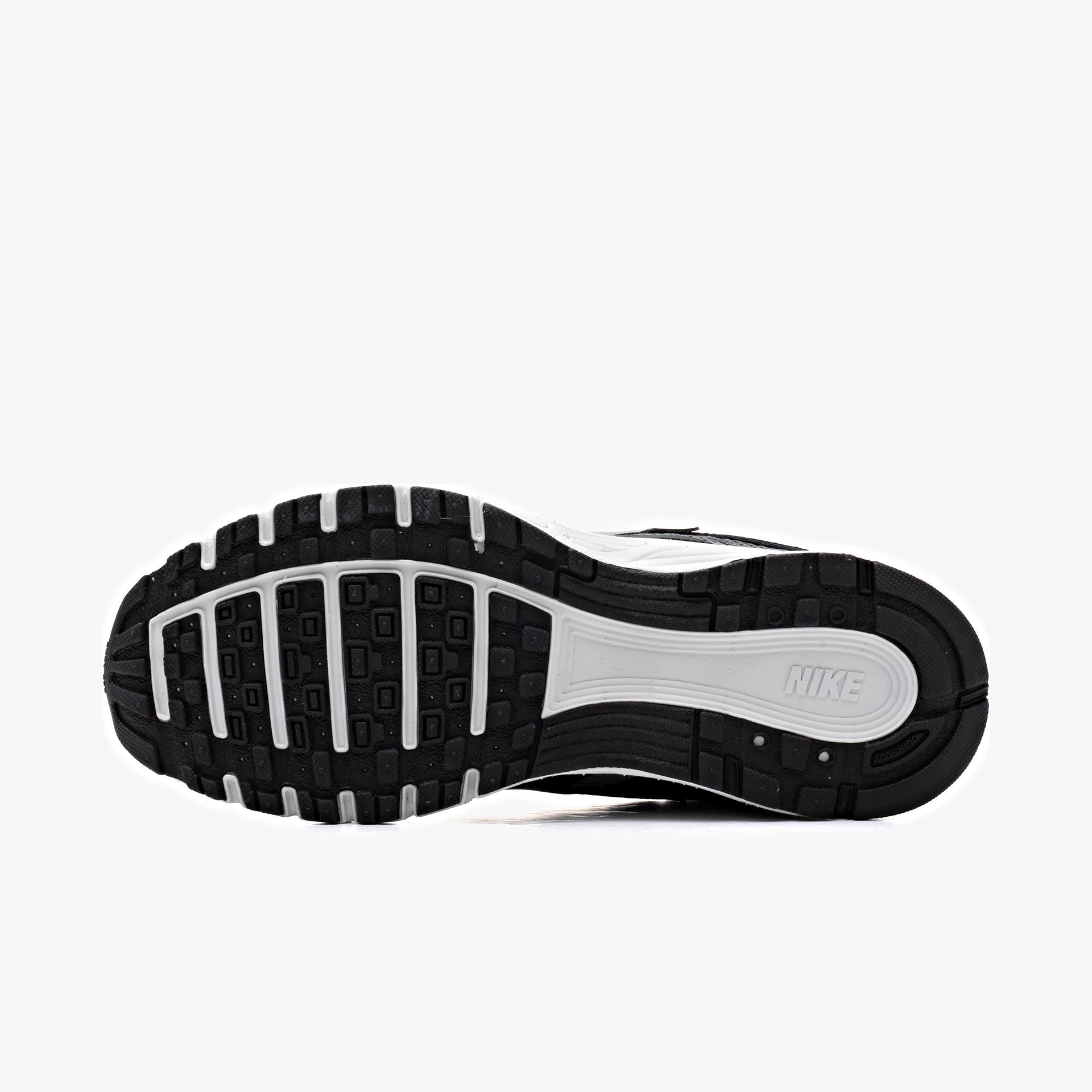 Nike P-6000