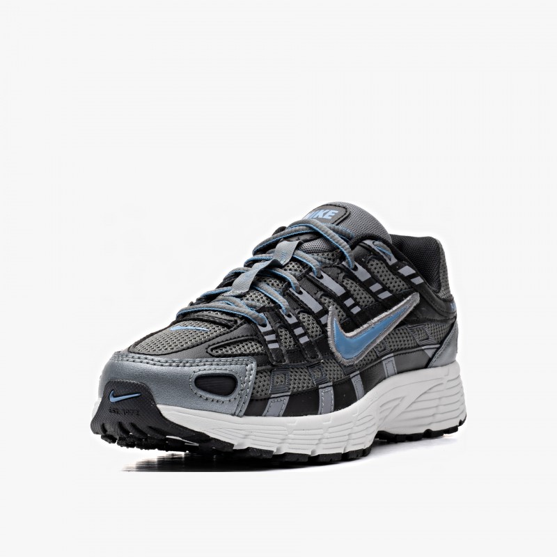 Nike  P-6000