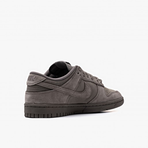 Nike Dunk Low Retro SE Nike Dunk Low Retro SE