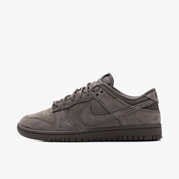 Nike Dunk Low Retro SE