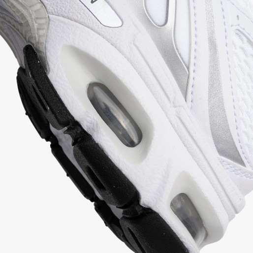 Nike Air Max Moto 2K Nike Air Max Moto 2K