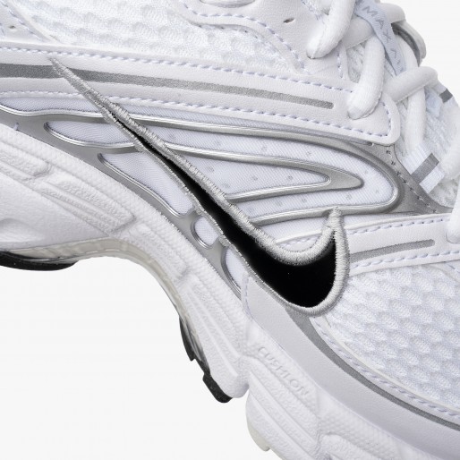 Nike Air Max Moto 2K Nike Air Max Moto 2K